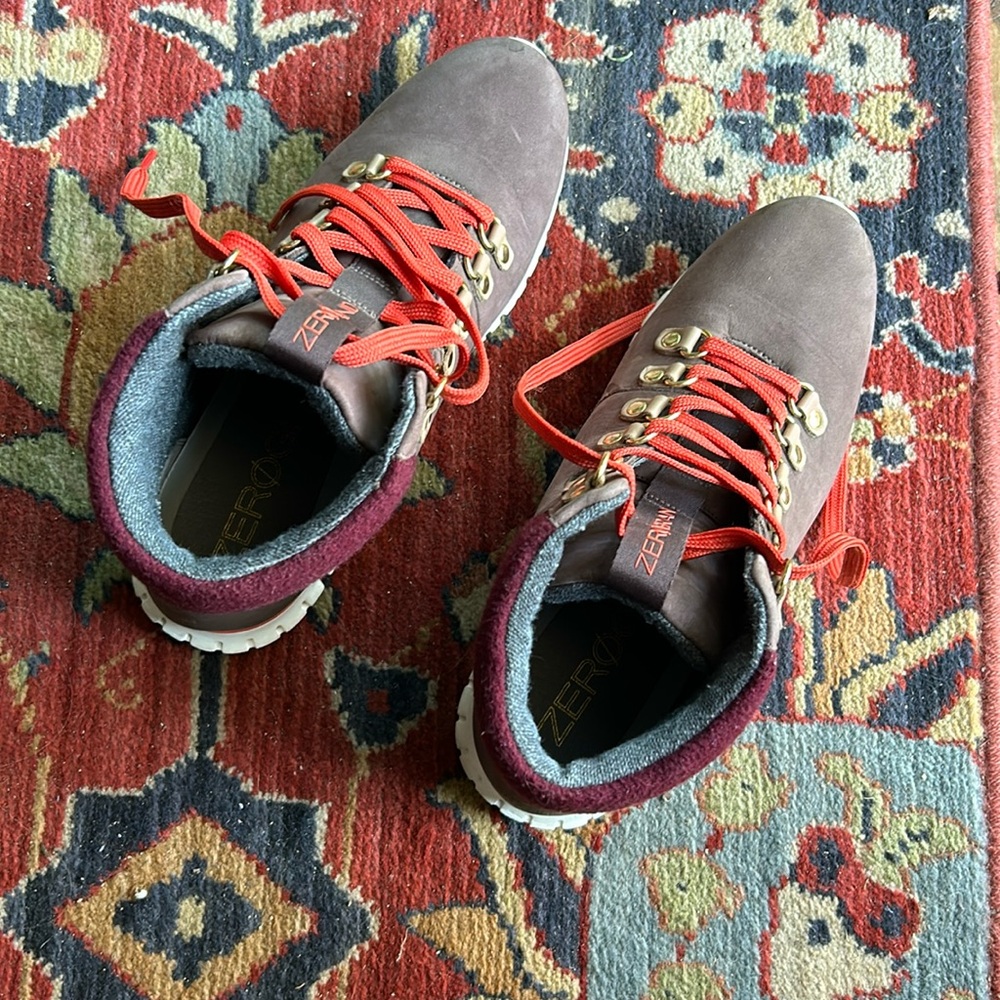 Cole Haan Zerogrand sneaker/hiker shoes size 6 brown suede